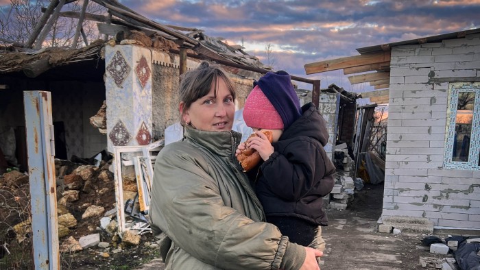 Tetiana och hennes barn har fått hjälp av UNHCR i Ukraina.